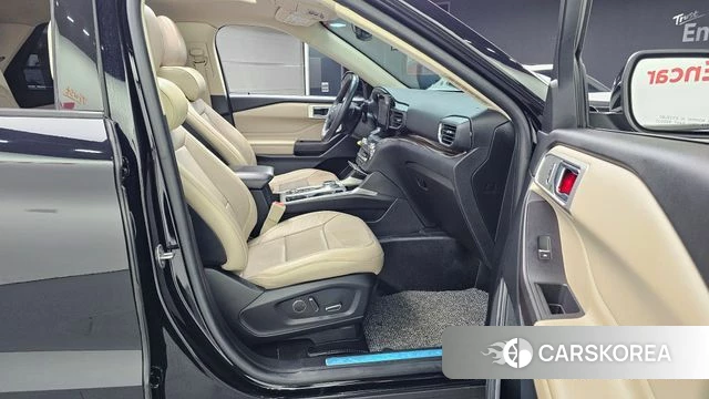 Ford Explorer 6th Generation 2020 Черный из Кореи, фото 2