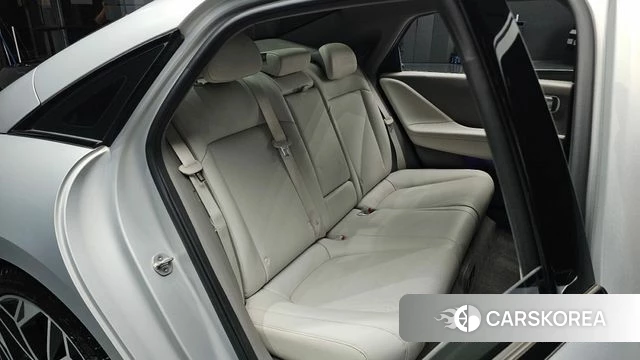Hyundai Ionic 6 2023 Серебряный из Кореи, фото 2