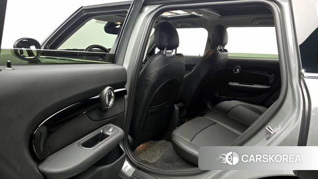 Mini Cooper Clubman 2021 Серебристо-серый из Кореи, фото 2