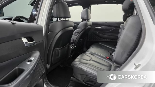 Hyundai The New Santa Fe 2021 Белый из Кореи, фото 2
