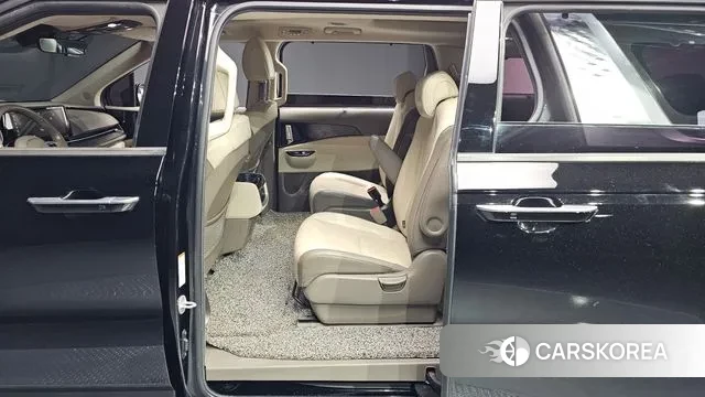 Kia Carnival 4th generation 2020 Черный из Кореи, фото 2