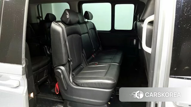 Hyundai Staria 2021 Серебряный из Кореи, фото 2