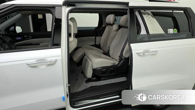 Kia Carnival 4th generation 2023 Белый из Кореи, фото 2