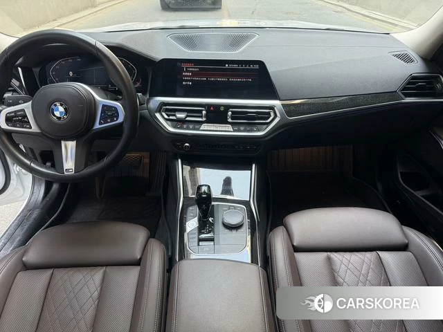 BMW 3 series 2022 Белый из Китая, фото 2