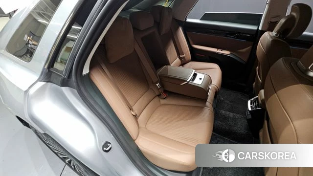 Hyundai Grandeur Hybrid (GN7) 2023 Белый из Кореи, фото 2
