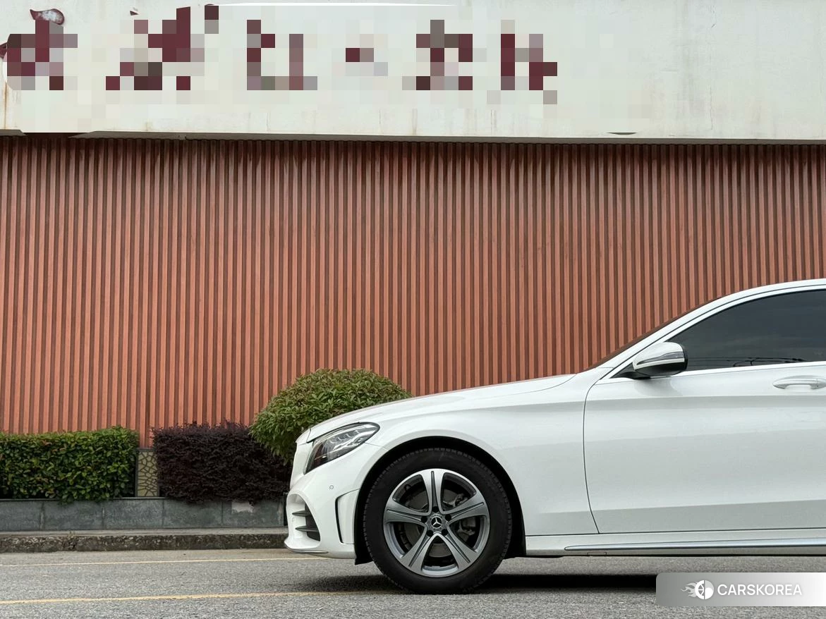 Mercedes-Benz Class C 2020 Белый из Китая, фото 2