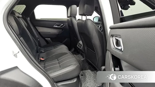 Land Rover Range Rover Velar 2023 Белый из Кореи, фото 2