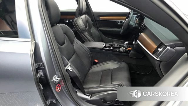 Volvo S90 2019 Серебристо-серый из Кореи, фото 2
