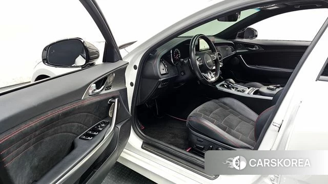 Kia Stinger Meister 2022 Белый из Кореи, фото 2