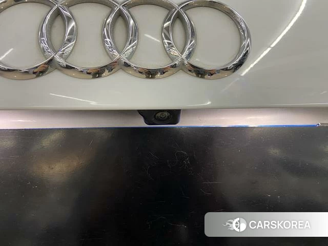 Audi Q3 2022 Белый из Китая, фото 2
