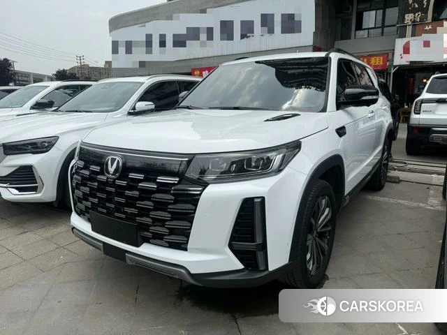 Chang'an CS95 2023 Белый из Китая, фото 2