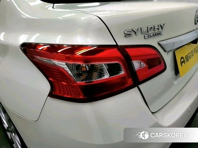 Nissan Xuan Yi 2019 Белый из Китая, фото 2