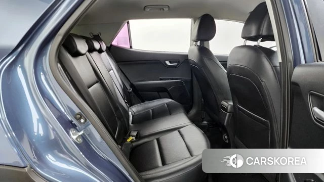 Kia Stonic 2018 Синий из Кореи, фото 2
