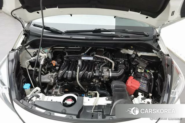 Honda Fit 2022 Белый из Китая, фото 2