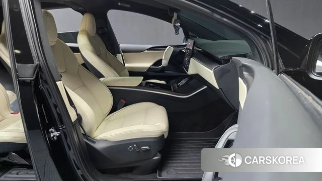Tesla Model X 2023 Черный из Кореи, фото 2