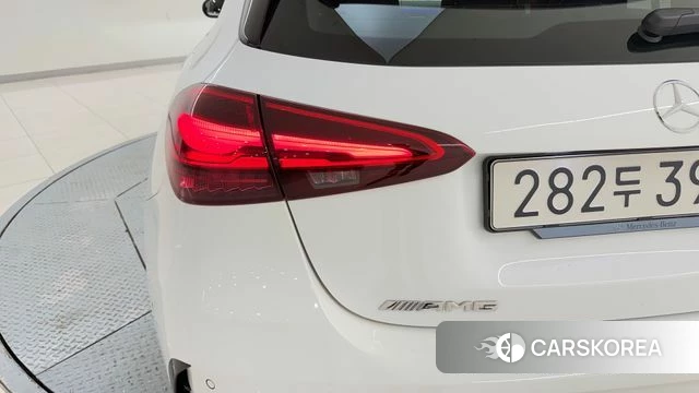 Mercedes-Benz A-Class W177 2025 Белый из Кореи, фото 2