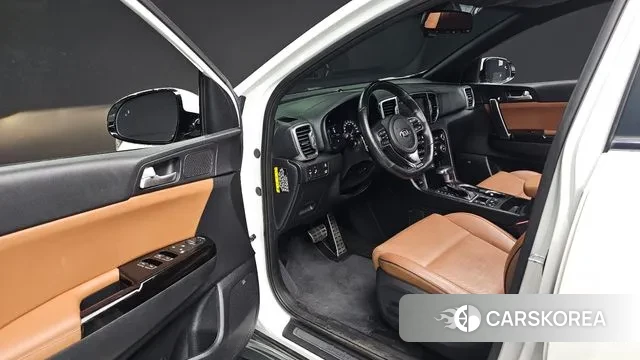 Kia Sportage 4th Generation 2018 Белый из Кореи, фото 2