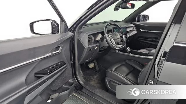 Ssangyong Torres 2022 Черный из Кореи, фото 2