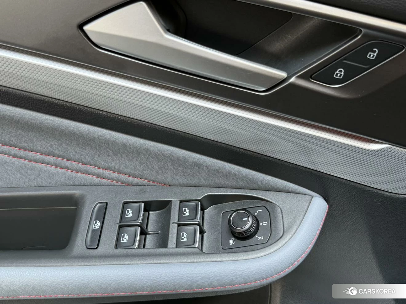 Volkswagen Lingdu 2023 Белый из Китая, фото 2