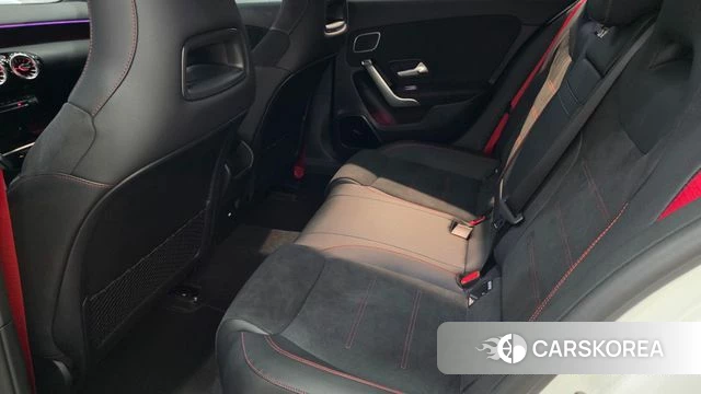Mercedes-Benz A-Class W177 2026 Белый из Кореи, фото 2