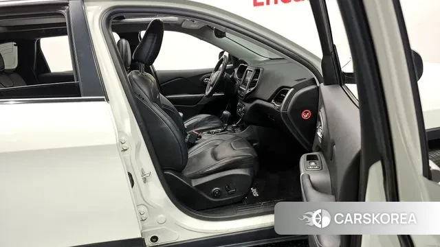 Jeep Cherokee (KL) 2018 Белый из Кореи, фото 2