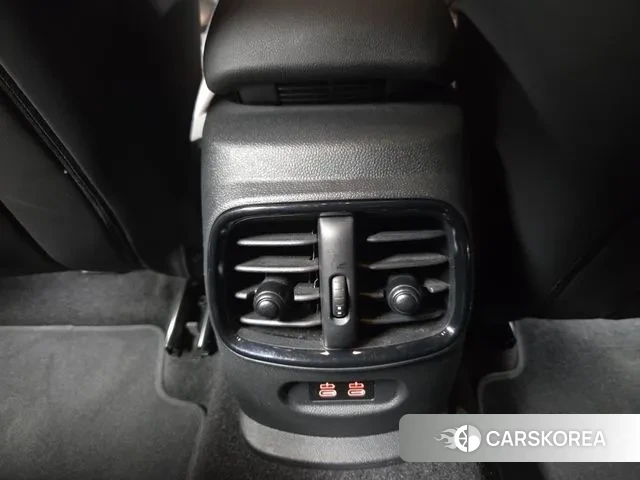 Mini Cooper S Clubman 2023 Серебряный из Кореи, фото 2