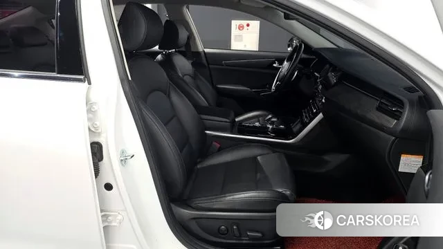 Kia K7 Premier Hybrid 2021 Белый из Кореи, фото 2