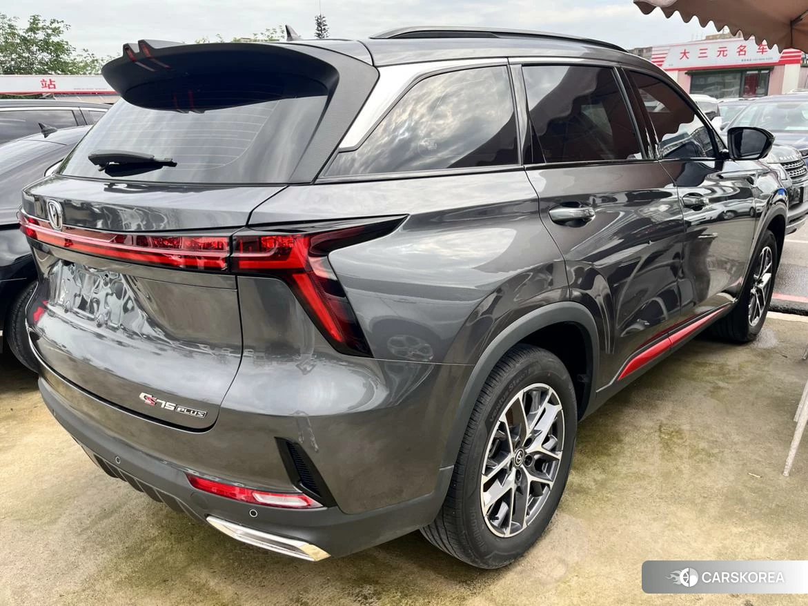 Chang'an CS75 PLUS 2021 Темно-серый из Китая, фото 2