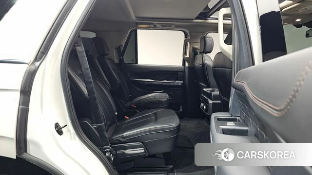 Ford Expeditation 2021 Белый из Кореи, фото 2