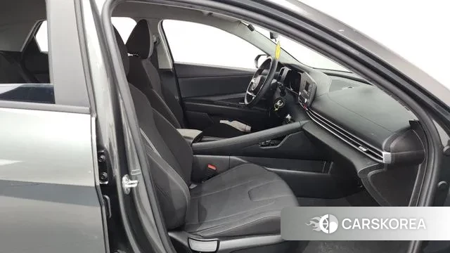 Hyundai Avante Hybrid (CN7) 2021 Серый из Кореи, фото 2