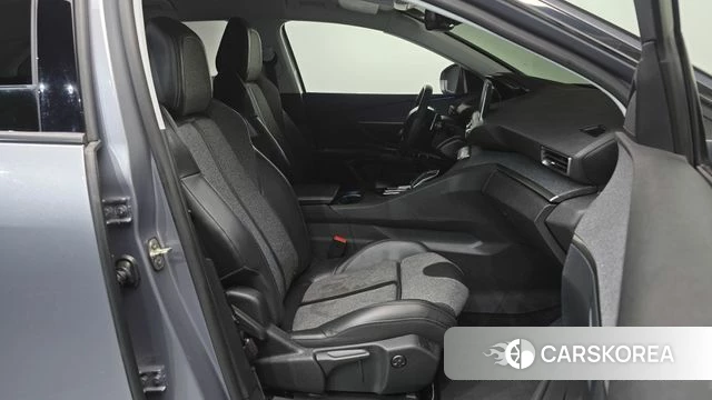 Peugeot 3008 second generation 2018 Серебристо-серый из Кореи, фото 2