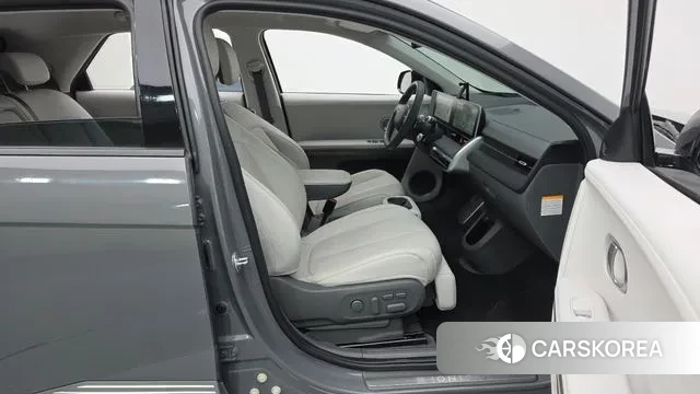 Hyundai Ionic 5 2021 Серебристо-серый из Кореи, фото 2