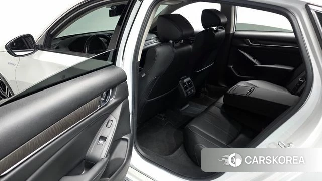 Honda Accord 10th Generation 2022 Белый из Кореи, фото 2