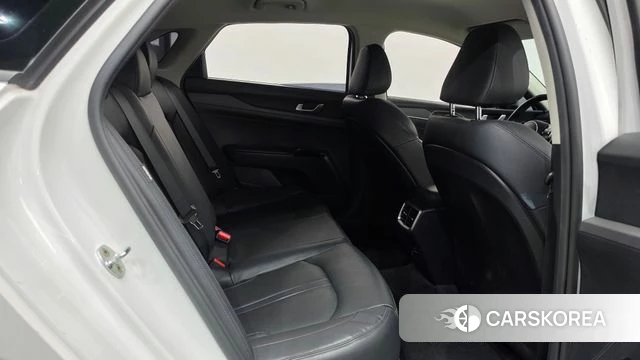 Kia K5 3rd generation 2022 Белый из Кореи, фото 2