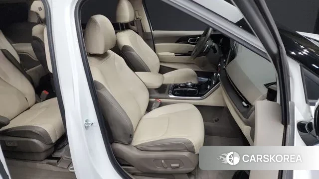 Kia Carnival 4th generation 2021 Белый из Кореи, фото 2