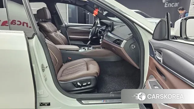 BMW 6 Series GT (G32) 2022 Белый из Кореи, фото 2