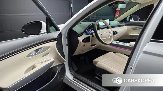 Genesis GV70 2021 Белый из Кореи, фото 2