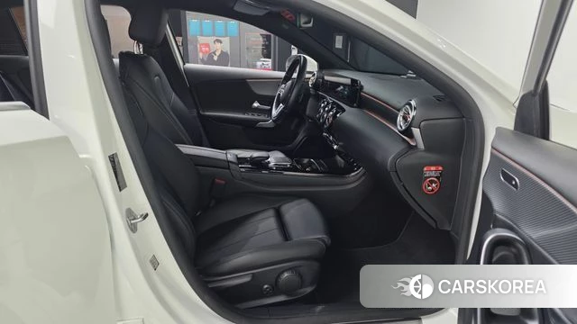 Mercedes-Benz A-Class W177 2021 Белый из Кореи, фото 2