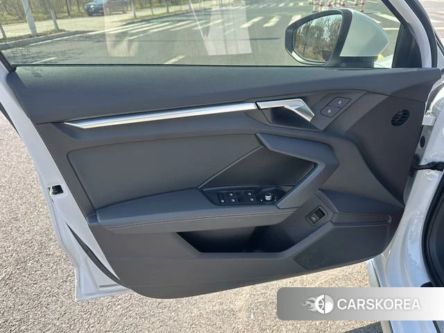 Audi A3 2022 Белый из Китая, фото 2