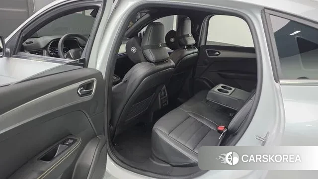 Renault Korea (Samsung) Arcana 2024 Белый из Кореи, фото 2