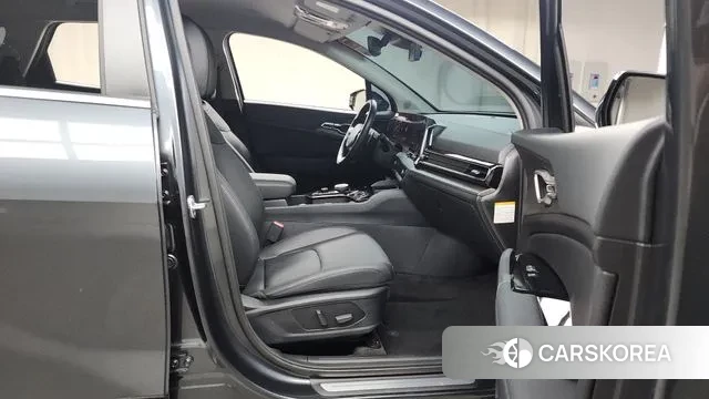 Kia Sportage 5th Generation Hybrid 2024 Серый из Кореи, фото 2