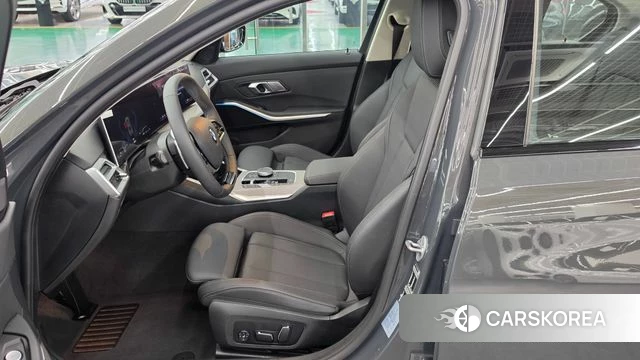 BMW 3 Series (G20) 2025 Серый из Кореи, фото 2