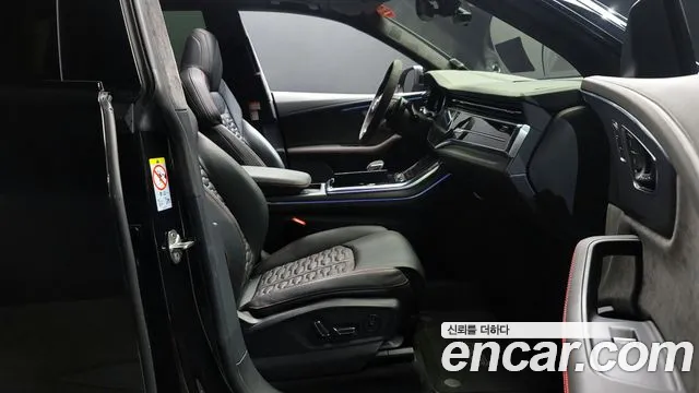 Audi RSQ8 (4M) 2022 Черный из Кореи, фото 2