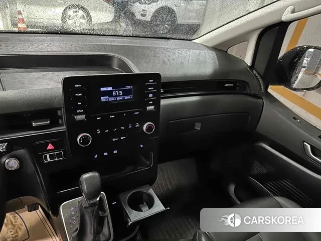 Hyundai Staria 2023 Серый из Кореи, фото 2