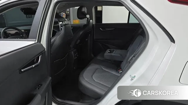 Kia Di Ol Nu Niro 2022 Белый из Кореи, фото 2