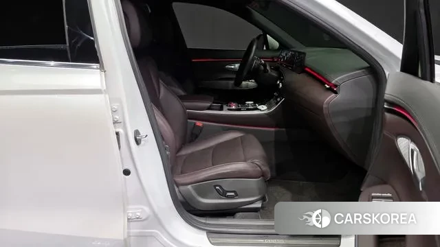 Genesis GV70 2024 Белый из Кореи, фото 2