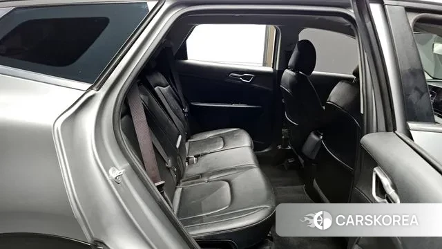 Kia Sportage 5th Generation 2021 Серебристо-серый из Кореи, фото 2