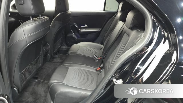Mercedes-Benz A-Class W177 2019 Черный из Кореи, фото 2