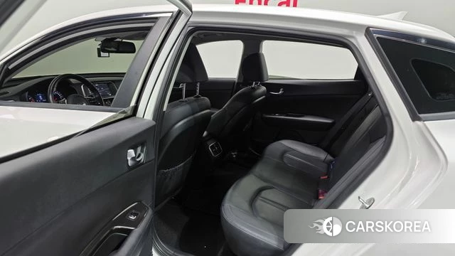 Kia The New K5 2nd generation 2019 Белый из Кореи, фото 2