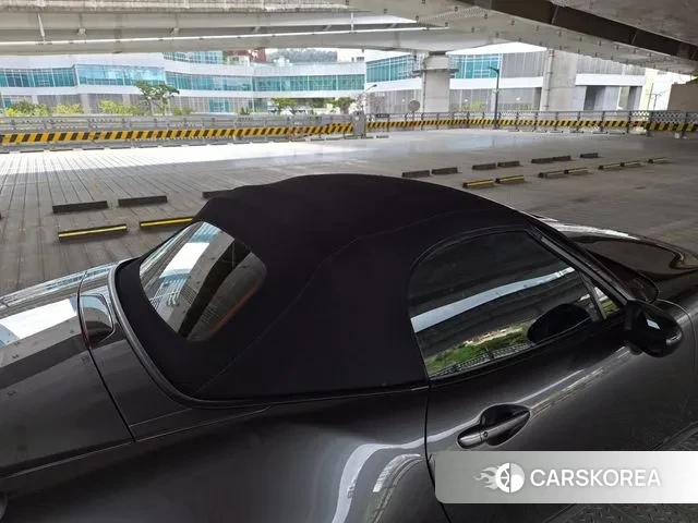 Mazda MX-5 MIATA 2021 Серый из Кореи, фото 2